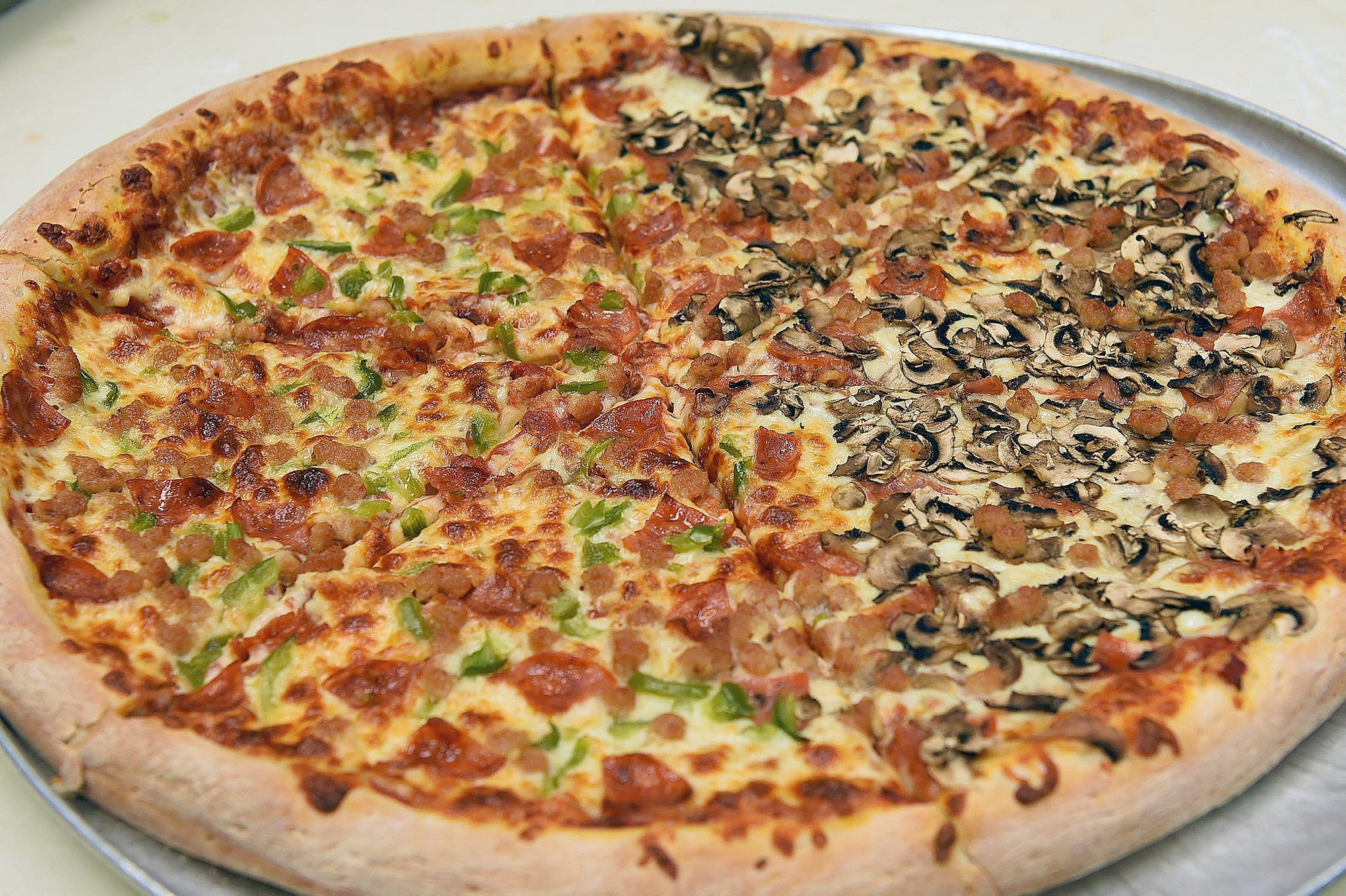 After Decades In Oshawa This Family-run Pizza Joint Is Expanding The Star