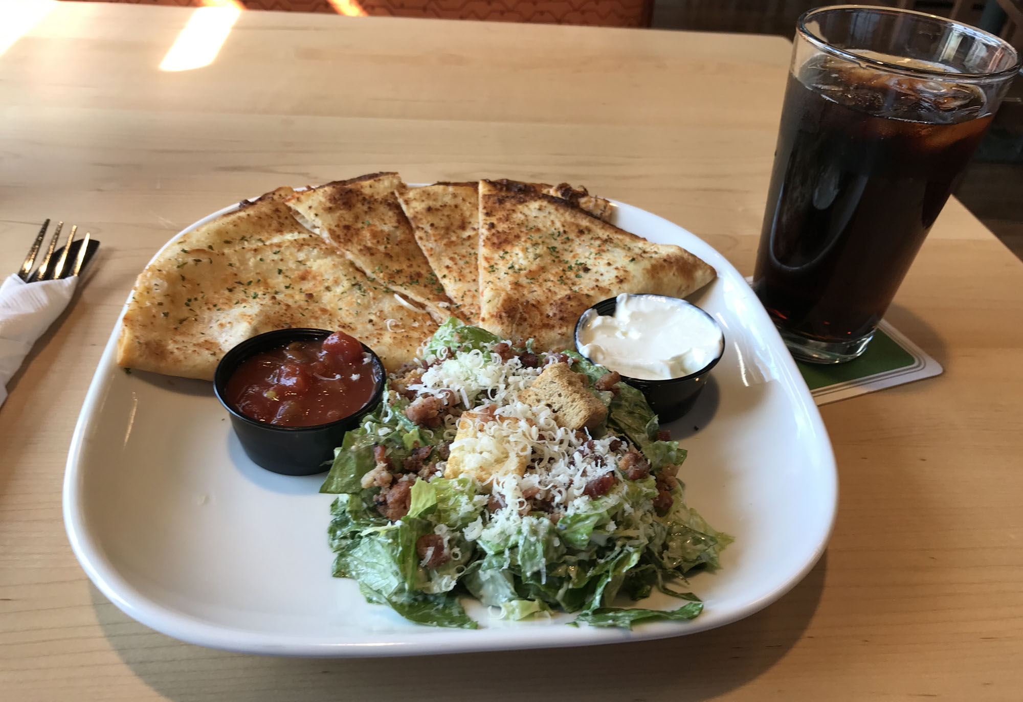 Boston Pizza In Smiths Falls A Family Dining Restaurant With A