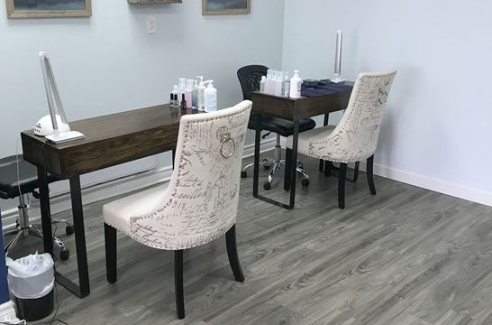 Blue Door Spa Opens On Russell Street East In Smiths Falls