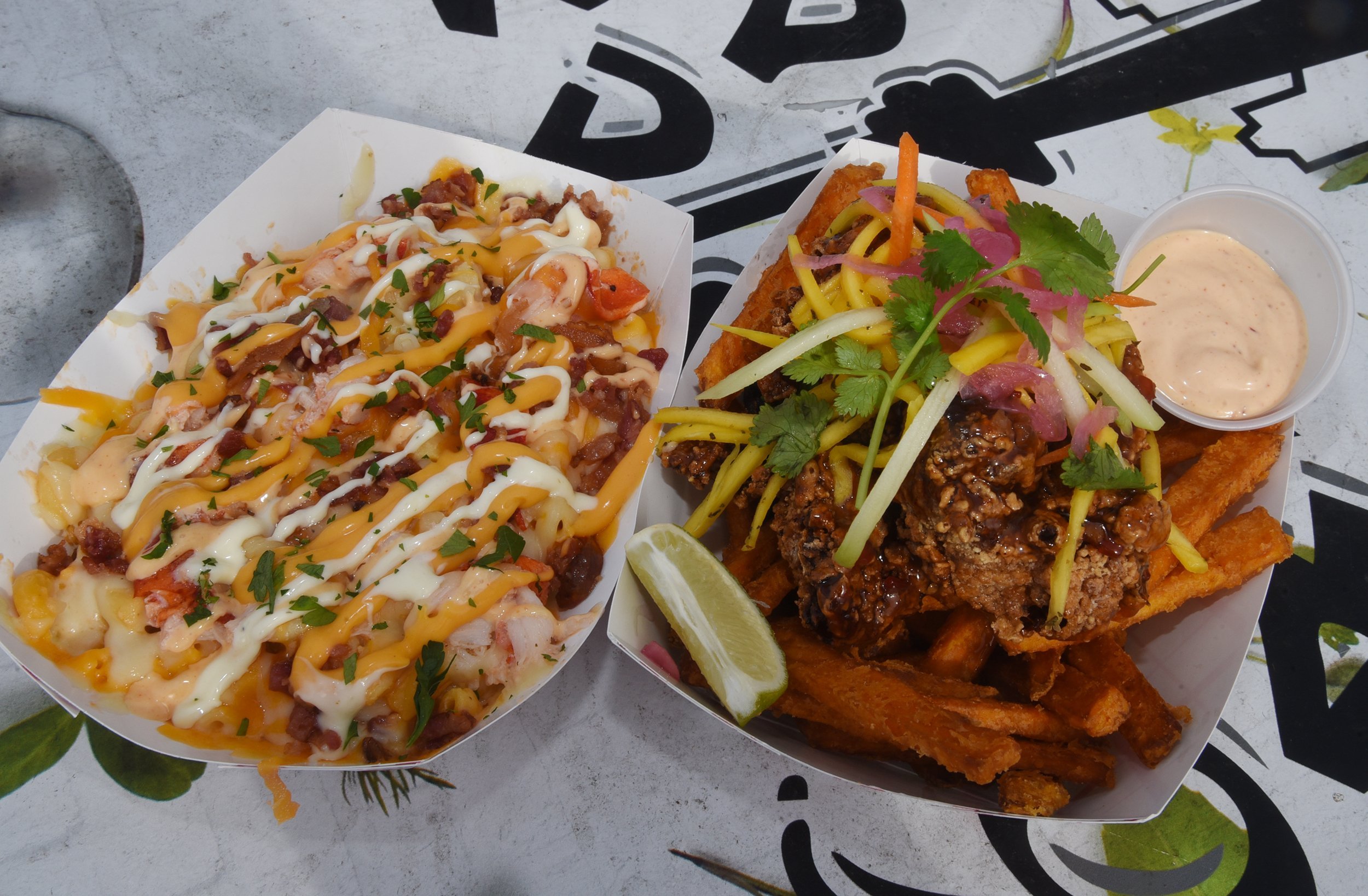 Neighbourhood Eats Richmond Hill S Hillcrest Mall Rolls Out Street Eats Market In Parking Lot Toronto Com