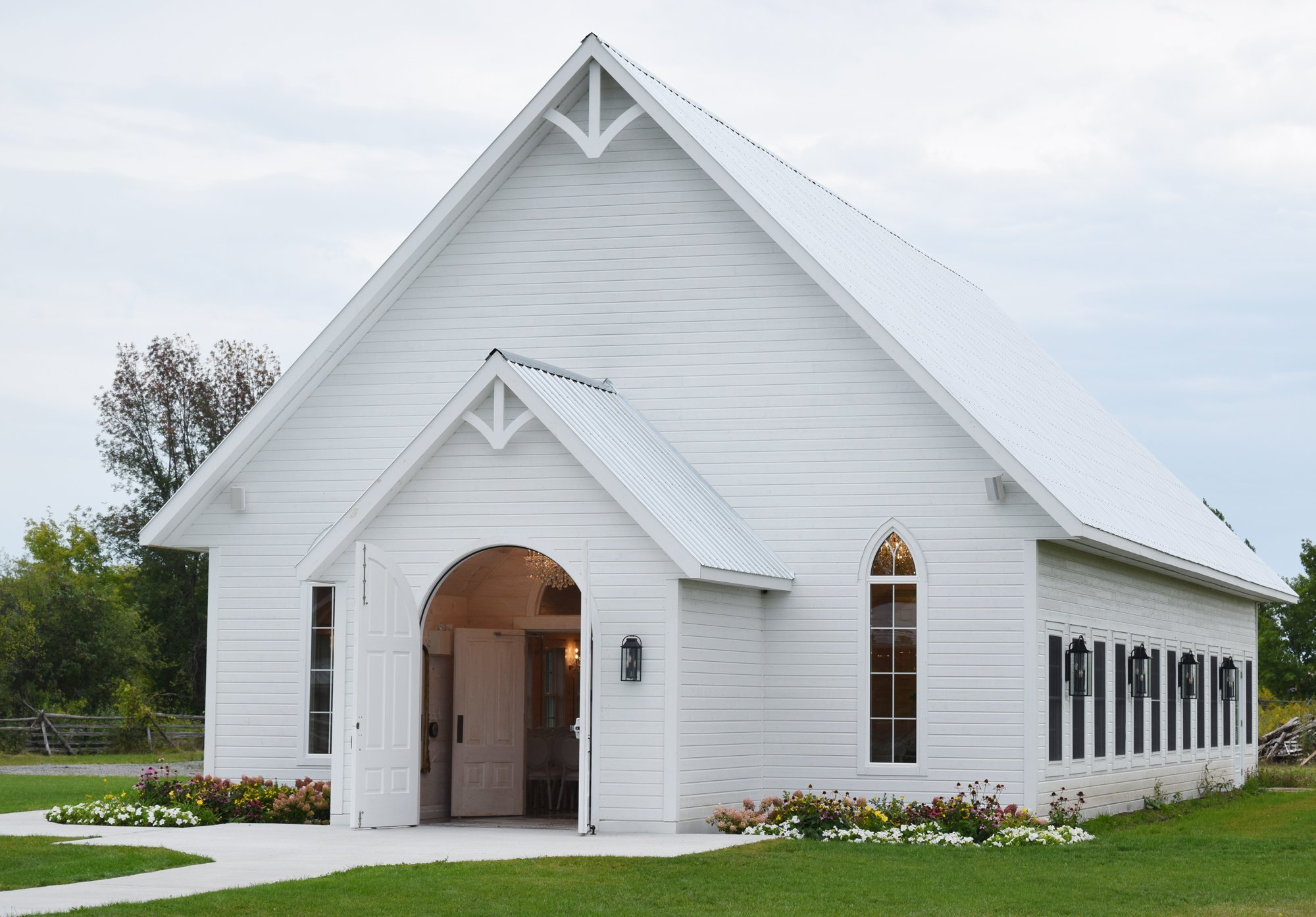 Stonefields adds elegant ceremony house to Beckwith estate